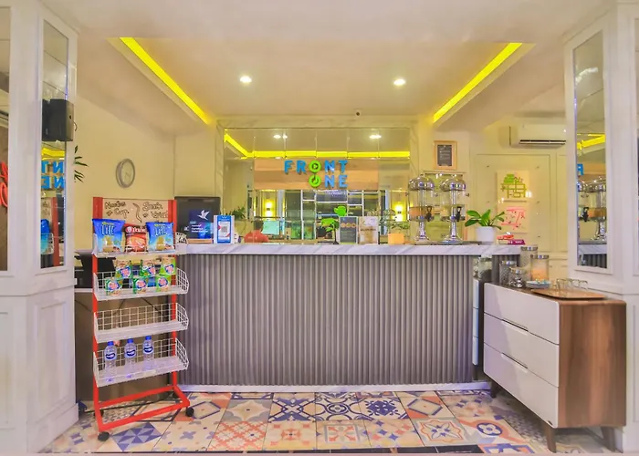 Front One Budget Hotel Slamet Riyadi Solo